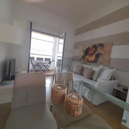 Attico Nelle Torri Di Fiumara Apartment Генуа Екстериор снимка